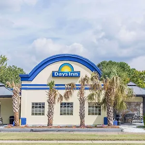 Days By Wyndham Virginia Town Center Hotel Virginia Beach