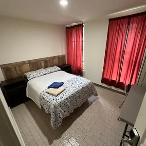Hudson Yard 408 Hostel New York